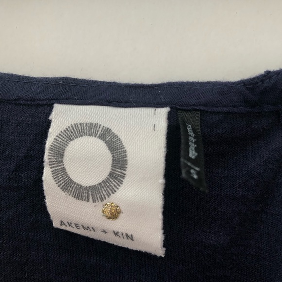 Embroidered Tank Top - Picture 5 of 5